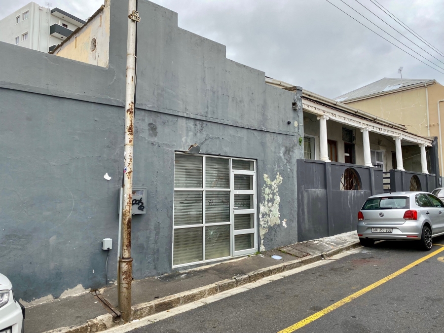 To Let Commercial Property for Rent in Gardens Western Cape